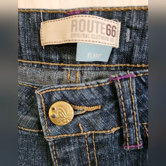 Route 66 Jeans Girl's Sz 12 (26x28) Low Rise Flare Dark Wash Floral Embroidered - Picture 2 of 10